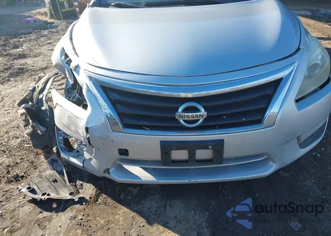 2015 Nissan Altima 2.5 S z USA, uszkodzony, nr VIN 1N4AL3AP6FN371139